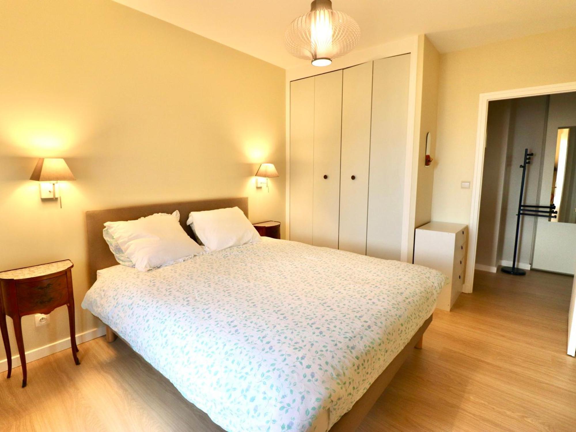 Apartment F3 Lumineux Avec Terrasse, Parking Et Wifi A - Fr-1-432-81 *